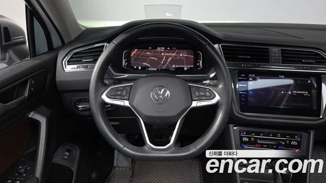 Volkswagen Tiguan — Фото автомобиля 14
