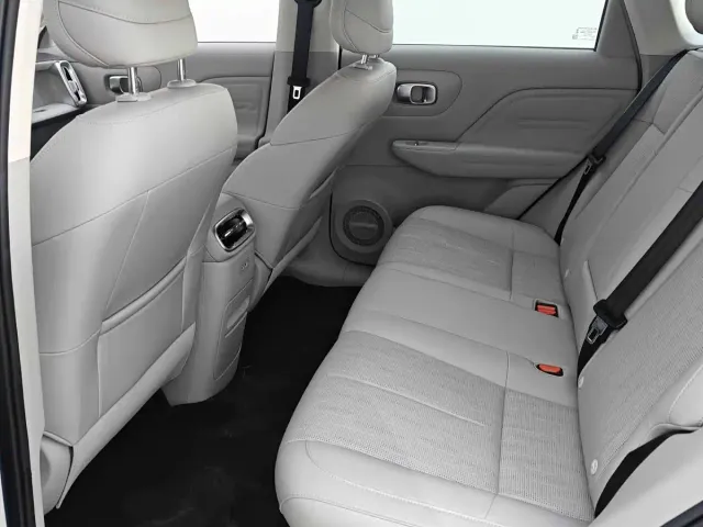 Leapmotor B10 — Фото автомобиля 6