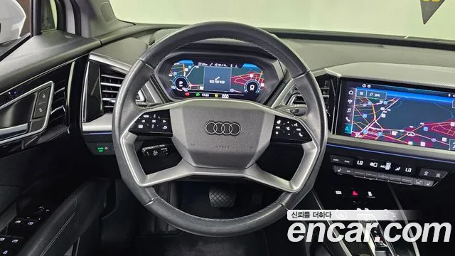 Audi Q4 e-tron F4 — Фото автомобиля 19