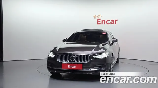 Volvo S90 — Фото автомобиля 3