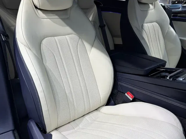 Bentley Continental — Фото автомобиля 10