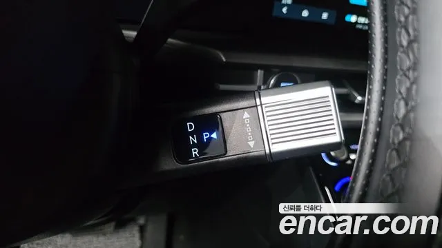 Hyundai Santa Fe — Фото автомобиля 12