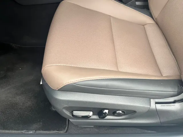 Lexus ES — Фото автомобиля 9