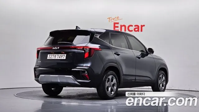 Kia Seltos — Фото автомобиля 2