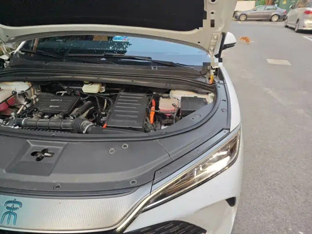 BYD Song L DM-i — Фото автомобиля 22