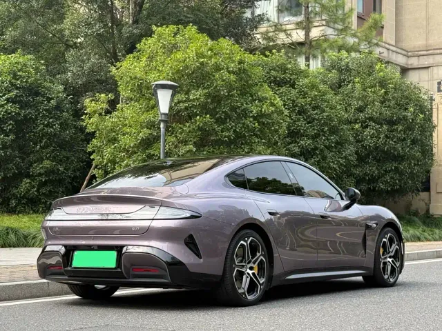 Xiaomi SU7 — Фото автомобиля 6