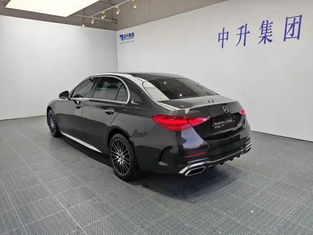 Mercedes-Benz C-Class — Фото автомобиля 4