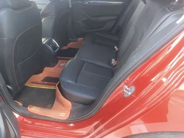 Skoda Octavia — Фото автомобиля 13