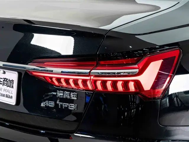 Audi A6L — Фото автомобиля 9