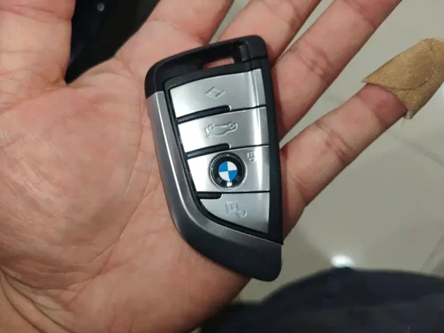 BMW 5 Series — Фото автомобиля 8