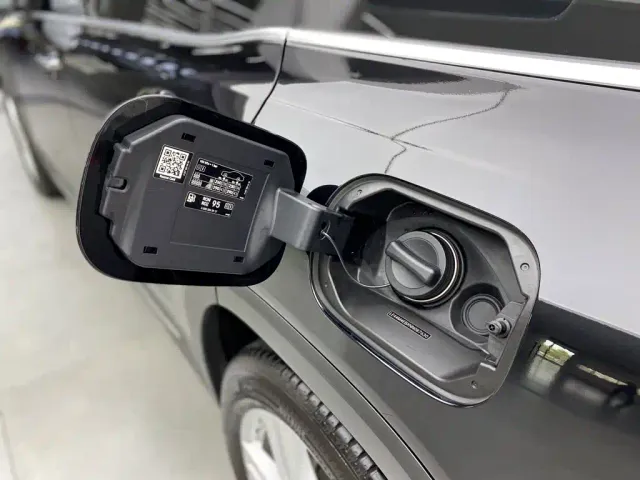 Mercedes-Benz GLB-Class — Фото автомобиля 12
