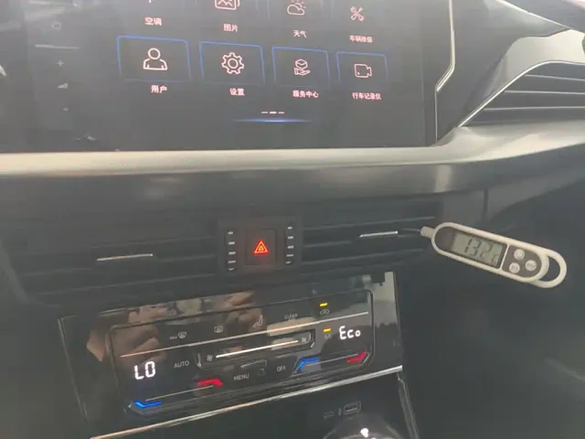Volkswagen Passat — Фото автомобиля 12