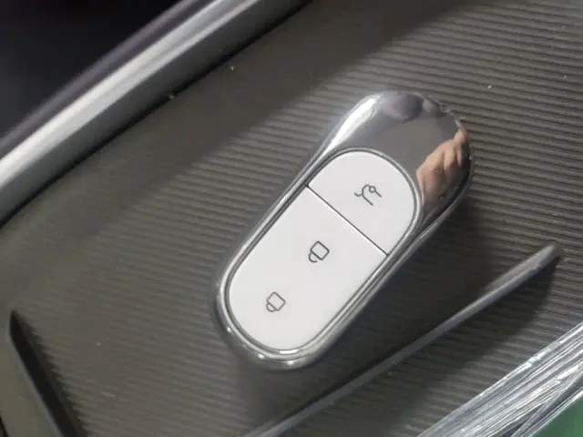 Leapmotor B10 — Фото автомобиля 8
