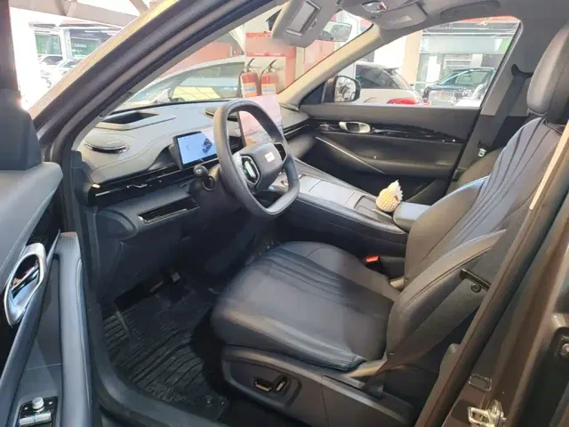 Geely Galaxy E5 — Фото автомобиля 14