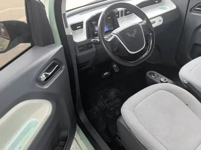 Wuling Hongguang Mini EV — Фото автомобиля 15