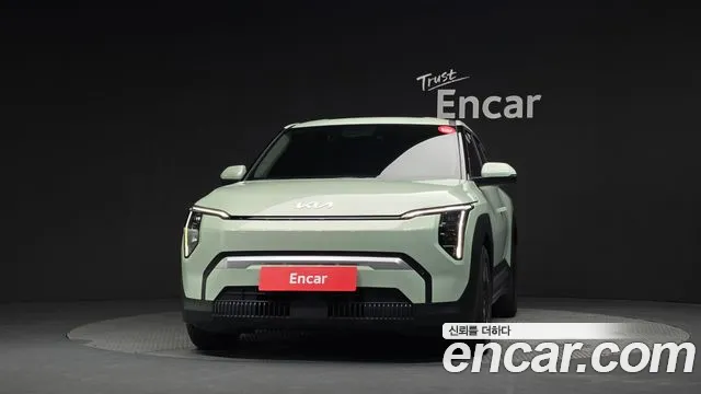 Kia EV3 Long Range 2WD — Фото автомобиля 2