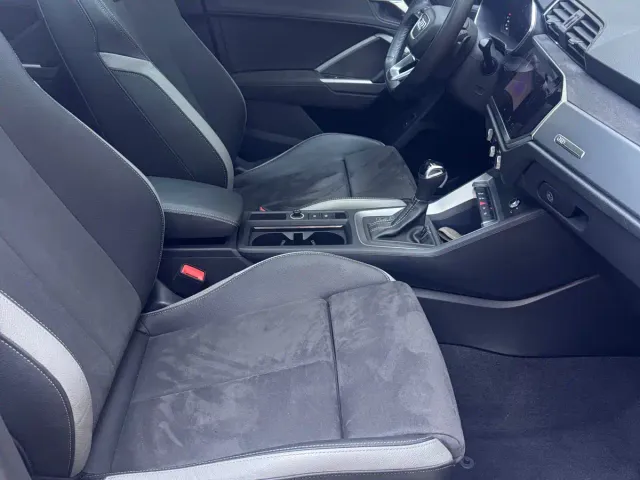Audi Q3 — Фото автомобиля 24