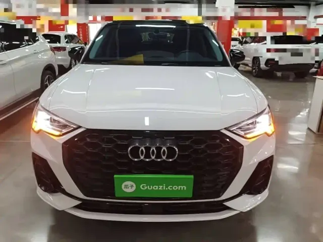 Audi Q3 Sportback — Фото автомобиля 2