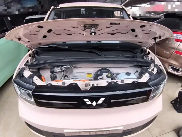 Wuling Hongguang Mini EV — Фото автомобиля 19