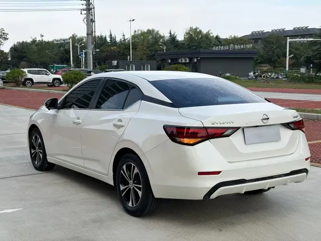 Nissan Sylphy — Фото автомобиля 9