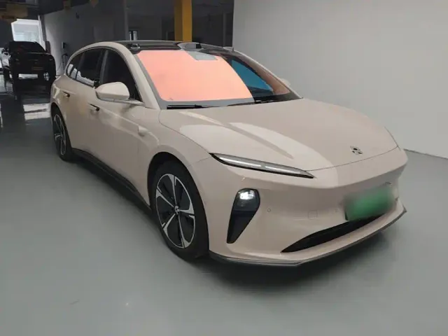 Nio ET5 Touring — Фото автомобиля 3