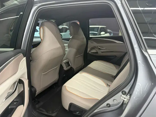 BYD Song Pro — Фото автомобиля 7