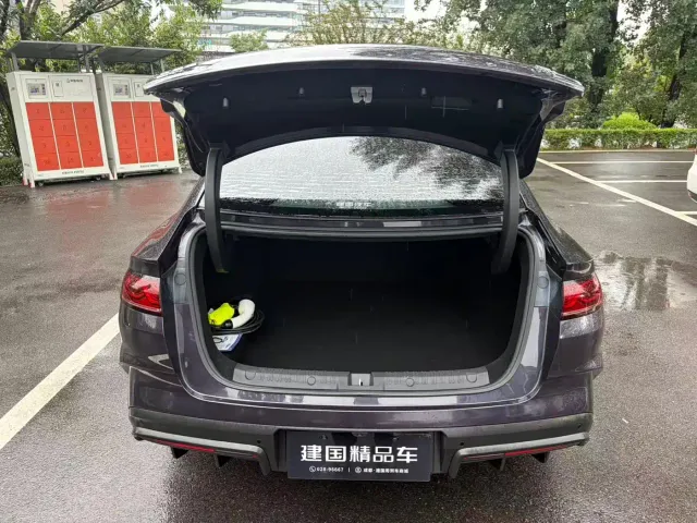 BYD Qin L — Фото автомобиля 14