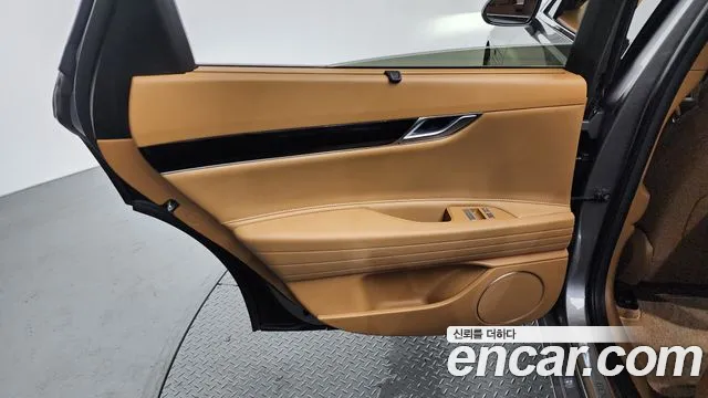 Genesis G80 Бензин 2.5 турбо AWD — Фото автомобиля 23