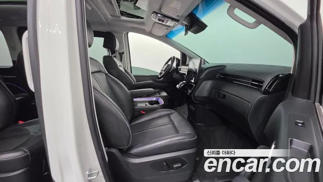 Hyundai Staria — Фото автомобиля 10
