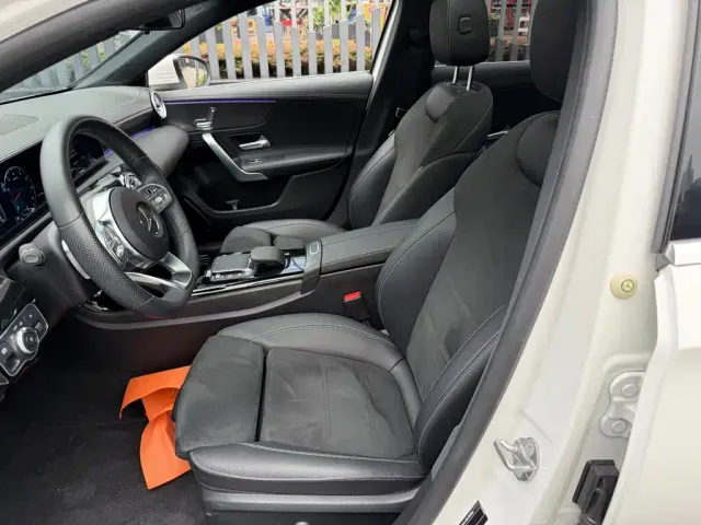 Mercedes-Benz A-Class — Фото автомобиля 8