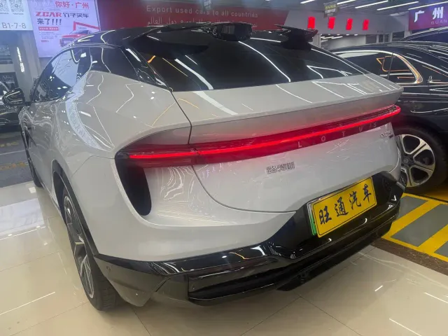 Lotus Eletre — Фото автомобиля 4
