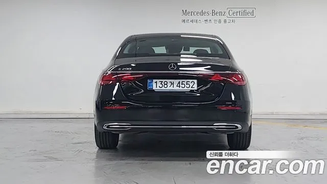 Mercedes-Benz E-Class W214 — Фото автомобиля 4