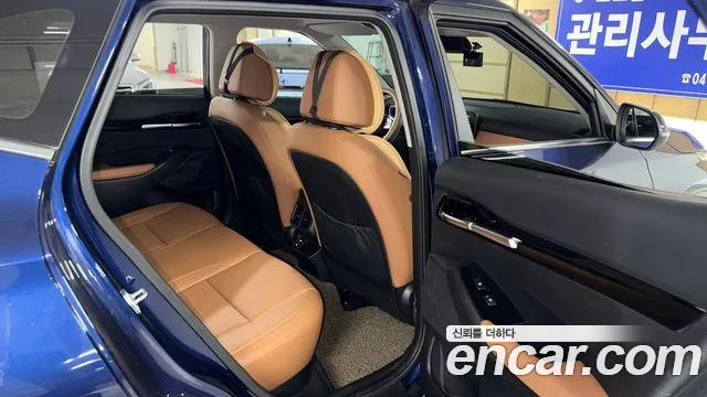 Kia Seltos — Фото автомобиля 11