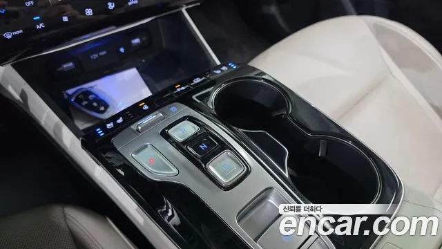 Hyundai Tucson Tucson (NX4) Бензин 1.6 турбо 2WD — Фото автомобиля 9