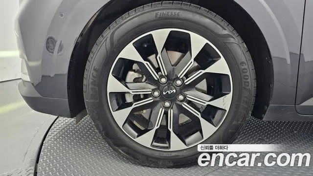 Kia Canival Carnival 4 поколение Бензин 7 мест Noblesse — Фото автомобиля 4