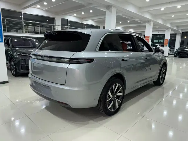 Li Auto L7 — Фото автомобиля 3