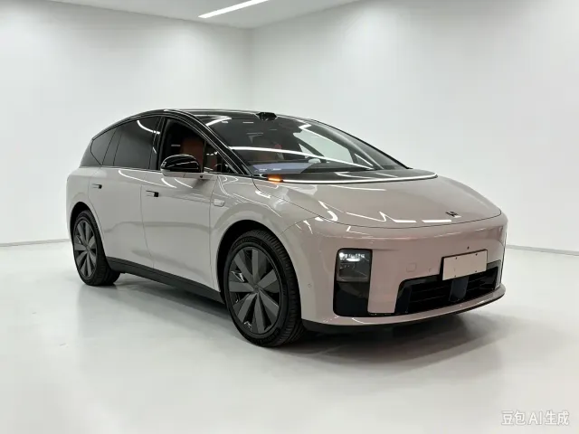 Li Auto i8 — Фото автомобиля 3