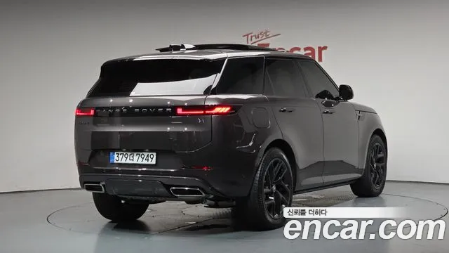 Land Rover Range Rover Sport — Фото автомобиля 2