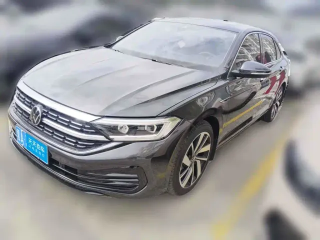 Фотография автомобиля — Volkswagen Sagitar