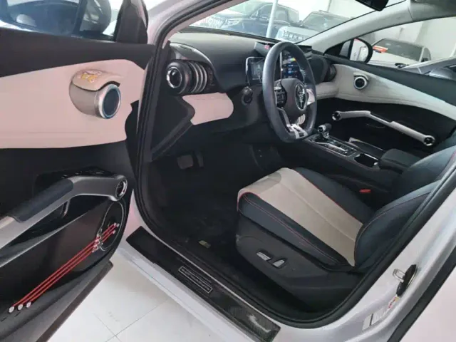 BYD Yuan PLUS — Фото автомобиля 15