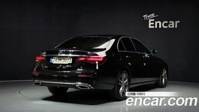 Mercedes-Benz E-Class W213 — Фото автомобиля 2