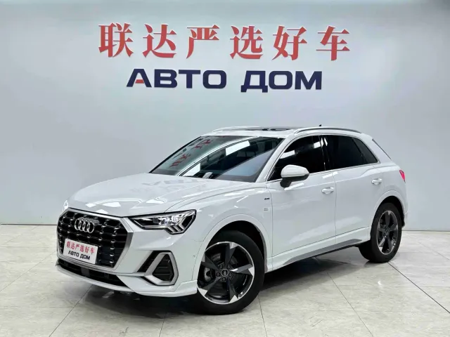 Фотография автомобиля — Audi Q3