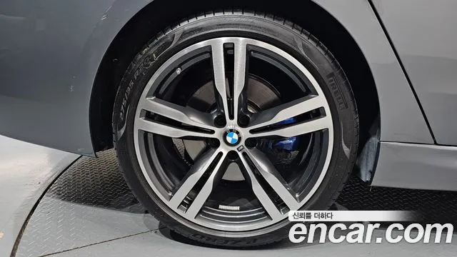 BMW Gran Turismo — Фото автомобиля 3