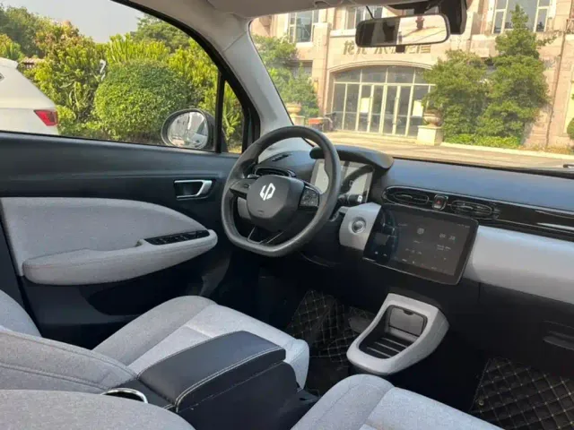 Leapmotor T03 — Фото автомобиля 7