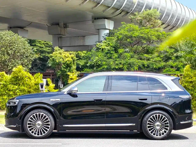 Aito M7 — Фото автомобиля 8