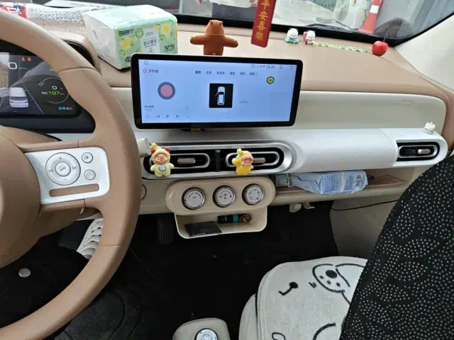 Wuling Hongguang Mini EV — Фото автомобиля 5