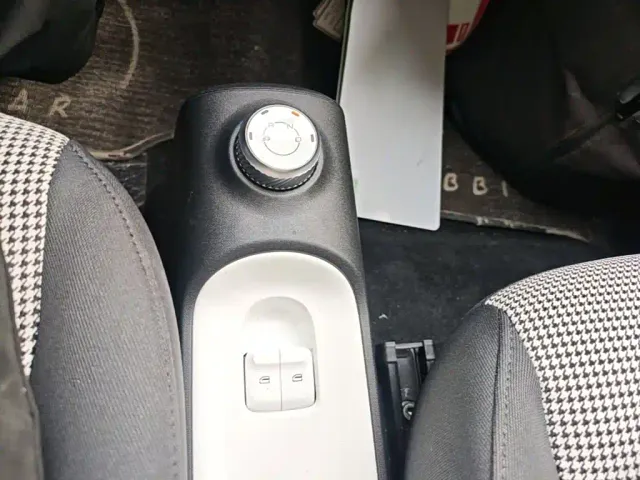 Wuling Hongguang Mini EV — Фото автомобиля 13