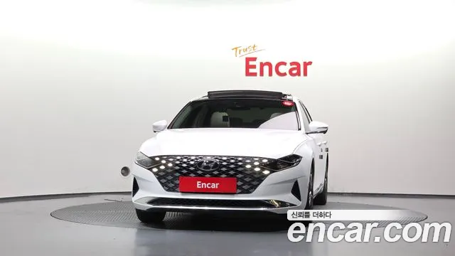 Hyundai Grandeur Grandeur (New) — Фото автомобиля 3