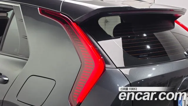 Kia Niro The All New Niro Signature — Фото автомобиля 23