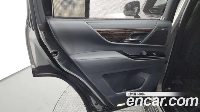 Lexus LX — Фото автомобиля 21